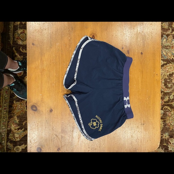 Under Armour Notre Dame women’s running shorts - Picture 4 of 6